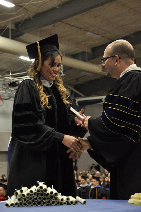 Dr. Stephanie Nieves graduation photo